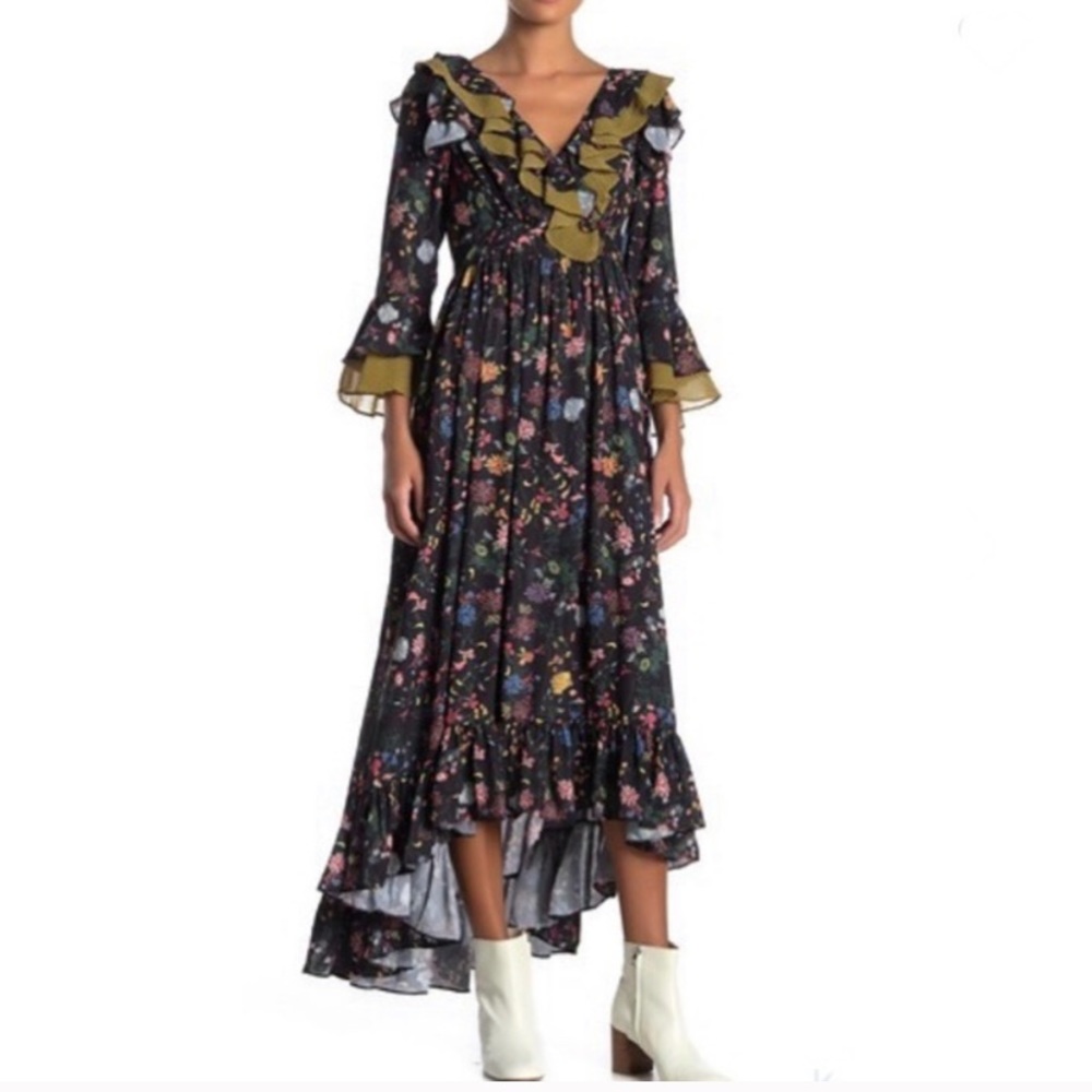 TOV Dress NWT - printed ruffle dress Medium NEW